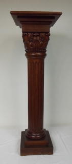 Dřevěný sloup - podstavec